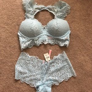 Light blue bralette and panty